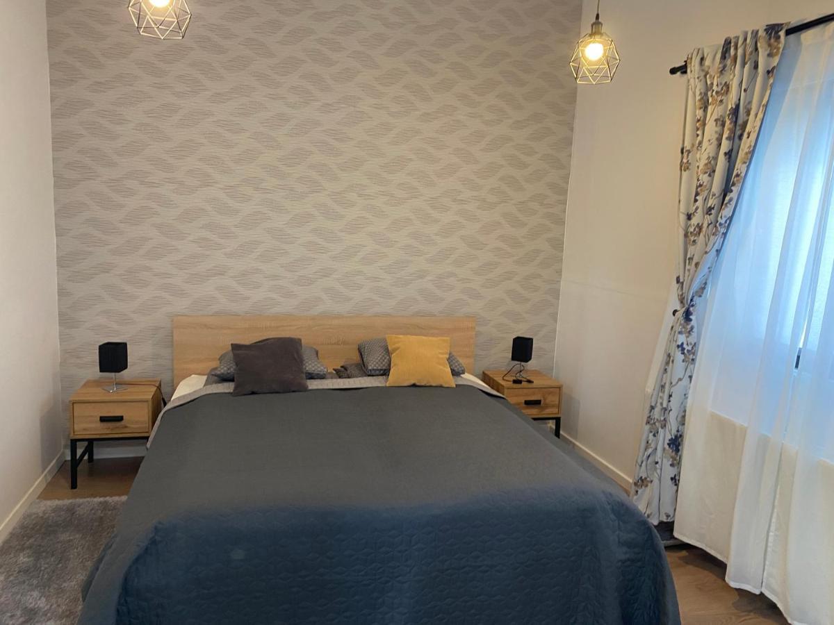 Fressh House Leilighet Sincraieni Eksteriør bilde