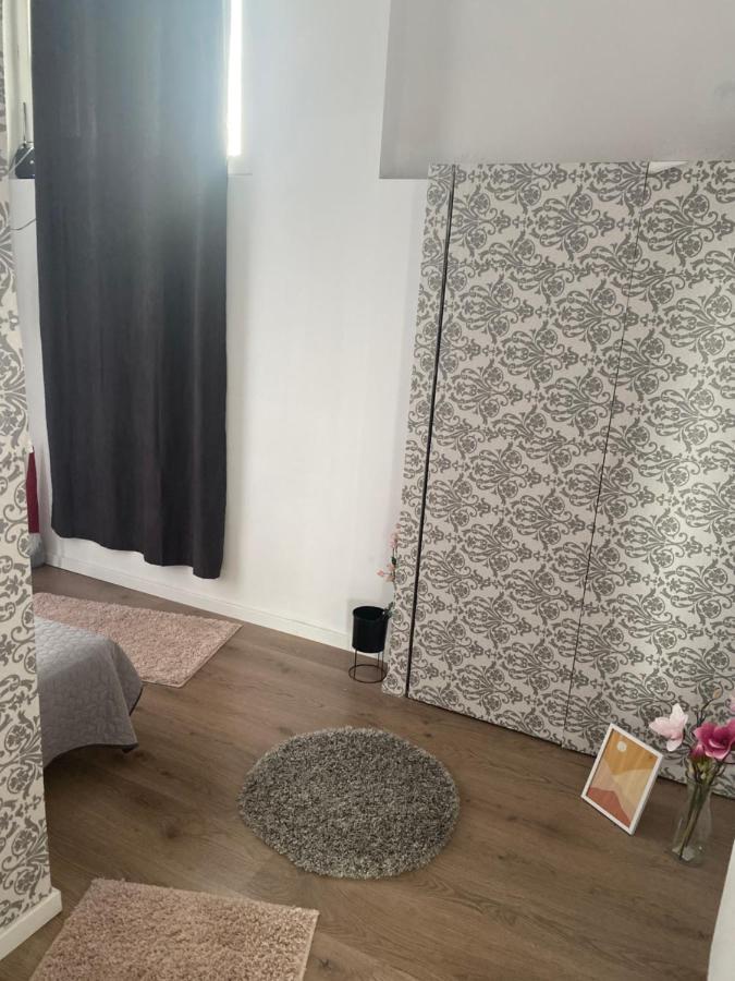 Fressh House Leilighet Sincraieni Eksteriør bilde